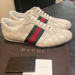 Gucci white sneakers 138169 size 12